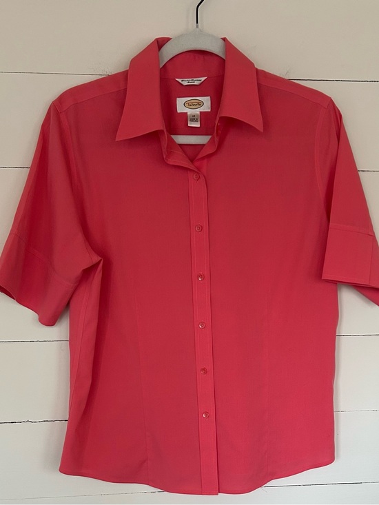 Talbots Tops - Women’s Talbots Short Sleeve Button-Down Wrinkle Resistant Shirt in Coral, Sz 12